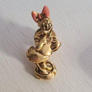 Daisy Duck Walt Disney Napier Vintage Lapel Pin Brooch - Gold Pin With Pink Bow